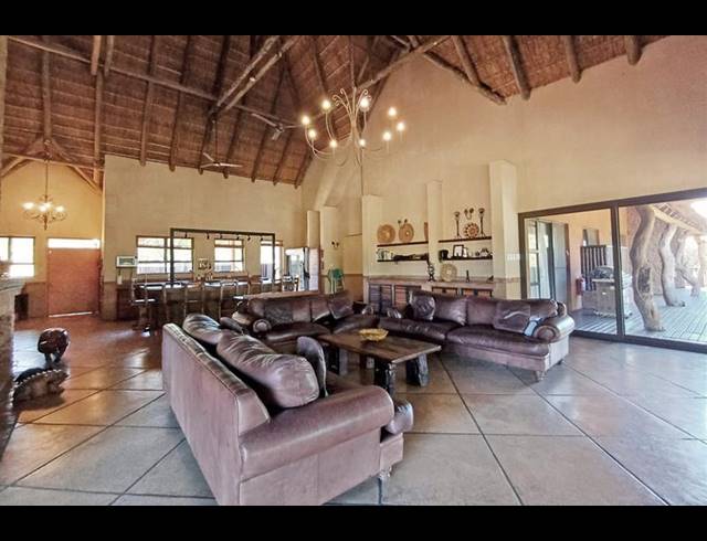 5 BEDROOM HOUSE FOR SALE IN VAALKOP DAM